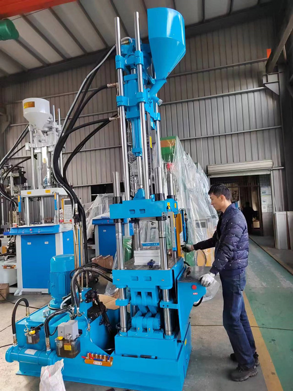 150 Ton vertical injection molding machine for sale