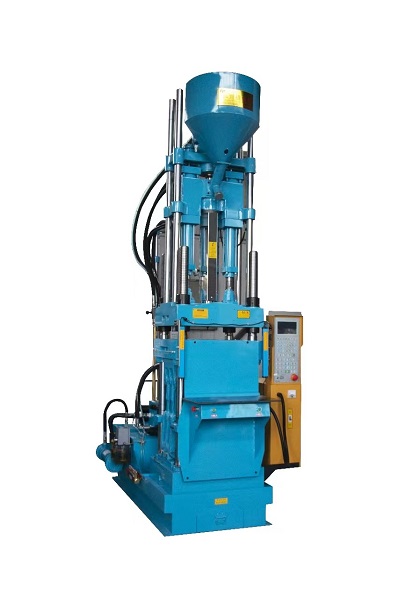 Vertical injection machine for soccer outsole Vertical injection machine for soccer outsole